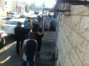 بالصور: مجموعات من المستوطنين تسعى لإبتزاز المواطنين وشراء بيوتهم في حي الجبلية بيافا